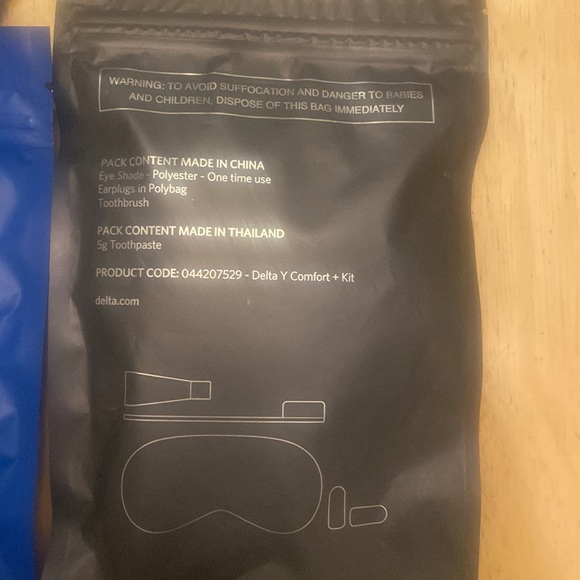 Delta travel kit and comfort kit. With eye shades earplugs and toothbrush. NWT - Picture 3 of 4